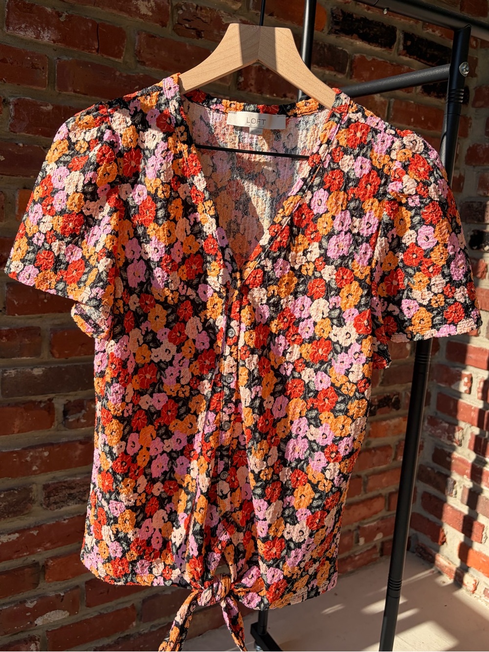 LOFT Floral Tie-Front Short Sleeve Blouse in Multi-Color NWOT Size Small